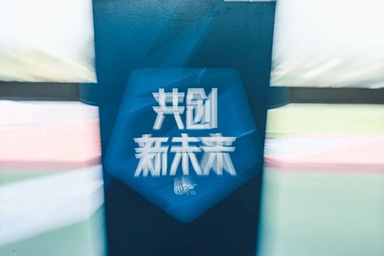 miad—711紧身裙女教师